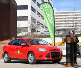 Mayor Rogero welcomes Zipcar to Knoxville